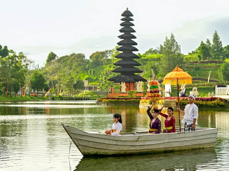 Mountain landscape and coastline around Bedugul and Tanah Lot